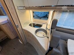 EURAMOBIL Profila 720 EB AHK Sat-Anlage Markise