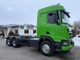 SCANIA R 590 B6x4HB Fahrgestell/!NEU!/Retarder/VOLLLUFT