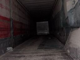 SCHMITZ CARGOBULL SCB*S3T/06 V L N/39 B HO B1 GO BORDWAND LUFT LIF