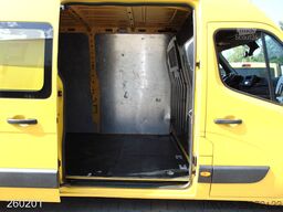 RENAULT Master 2.3 dCi 135 L3H2 Kamera