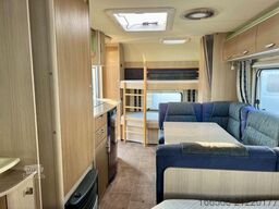 BÜRSTNER 550 TKM Etagen Vorzelt Mover Festbett Dusche