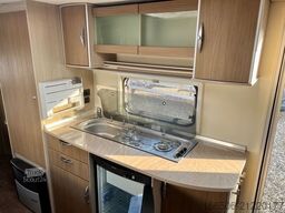 BÜRSTNER 550 TKM Etagen Vorzelt Mover Festbett Dusche