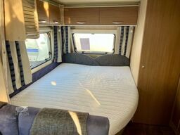 BÜRSTNER 550 TKM Etagen Vorzelt Mover Festbett Dusche