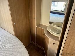 BÜRSTNER 550 TKM Etagen Vorzelt Mover Festbett Dusche