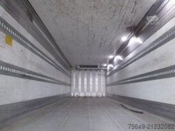 Mercedes-Benz Actros 2540 L 6x2 Actros 2540 L 6x2, Lenk-/Liftachse, Kühlkoffer, LBW