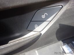 MERCEDES-BENZ Vito Mixto 114 CDI 4x4 kompakt Klima Standhzg.