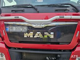 MAN TGX 26.480 6x2 Snow Plow Equipped Hooklift Truck –