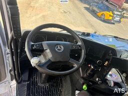 Mercedes-Benz Actros 2551