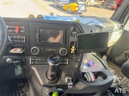 Mercedes-Benz Actros 2551