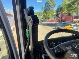 Mercedes-Benz Actros 2551