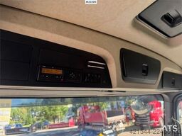 Mercedes-Benz Actros 2551