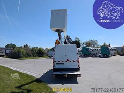 Renault Master 145.35 nacelle klubb