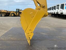 Caterpillar 323D3