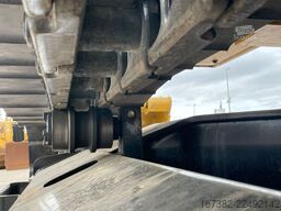Caterpillar 323D3