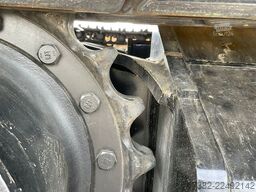 Caterpillar 323D3