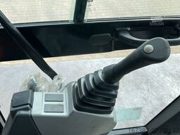 Caterpillar 323D3