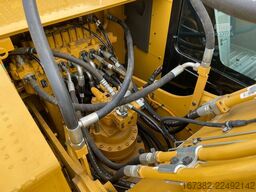 Caterpillar 323D3