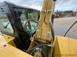 Caterpillar 323D3