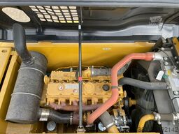 Caterpillar 323D3