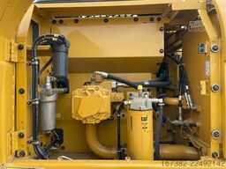 Caterpillar 323D3