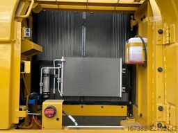 Caterpillar 323D3