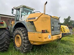 Liebherr 554, 2plus2