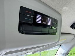 VW VW T6.1, 2.0 TDI, mit Rampe, Trage und Sessel