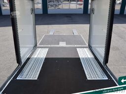 BRIAN JAMES TRAILERS Race Transporter 7 extra Hoch Solar Kamera