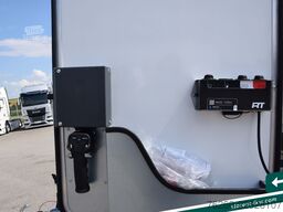 BRIAN JAMES TRAILERS Race Transporter 7 extra Hoch Solar Kamera