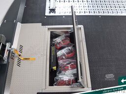 BRIAN JAMES TRAILERS Race Transporter 7 Seilwinde Solar Kamera