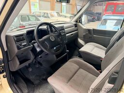 VW T4 2.5 KAT Syncro 4x4 lang 1. Hand!