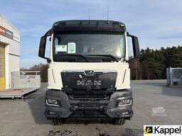 MAN TGS 28.520 6X4-4 BL / PK18002EH-C / 3-SK