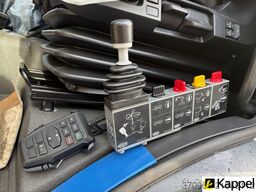 MAN TGS 28.520 6X4-4 BL / PK18002EH-C / 3-SK