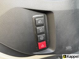 MAN TGS 28.520 6X4-4 BL / PK18002EH-C / 3-SK