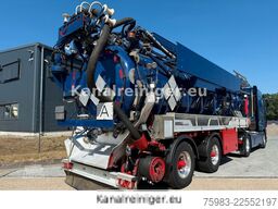 DAF XF530 FT 4x2 mit Kroll, ADR Saug- /Druckanhänger