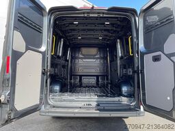 MAN TGE 3.200 L3H2 Kasten 4x4 Individual S ACC STHZ