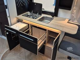 CHAUSSON 640 Titanium Line *MJ26*Arctic*SAT+TV*165PS*Auto