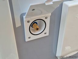 CHAUSSON 640 Titanium Line *MJ26*Arctic*SAT+TV*165PS*Auto