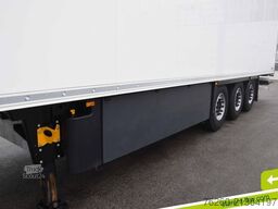 SCHMITZ CARGOBULL ThermoKing SLXi300 Doppelstock LED Ferry Lashing