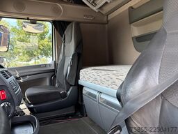 DAF XF 460 FT SSC / Lowdeck / Euro 6 / 2 Tanks / NL...