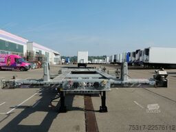 RENDERS TYPE EURO 820 / LIFT /20/30/40/45 2x 20 HC /ZINK