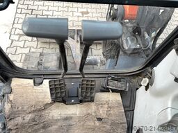 Hitachi ZX48U-5A CLR with 3 excavator buckets