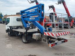 Isoli PNT220NLX on Nissan NT400