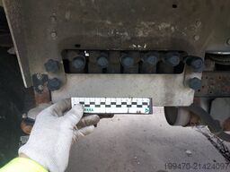 Isoli PNT220NLX on Nissan NT400