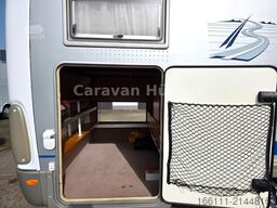 BÜRSTNER Elegance I 690 - Hub/Festbett -