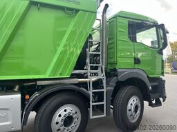 MAN 44.480 8x4 BB for Export outside EC