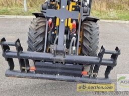 JCB 403 AGRI