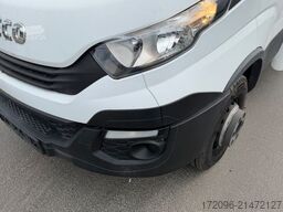 IVECO Daily 70c18 HiMatic Luft, Euro6, Lbw. Koffer