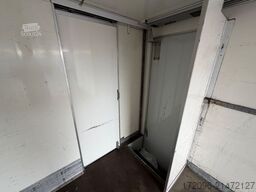 IVECO Daily 70c18 HiMatic Luft, Euro6, Lbw. Koffer