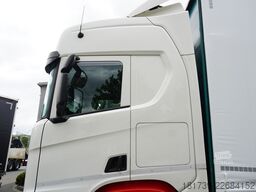 SCANIA R540 6x2 / Curtainsider 19 EPAL/ cap 16t